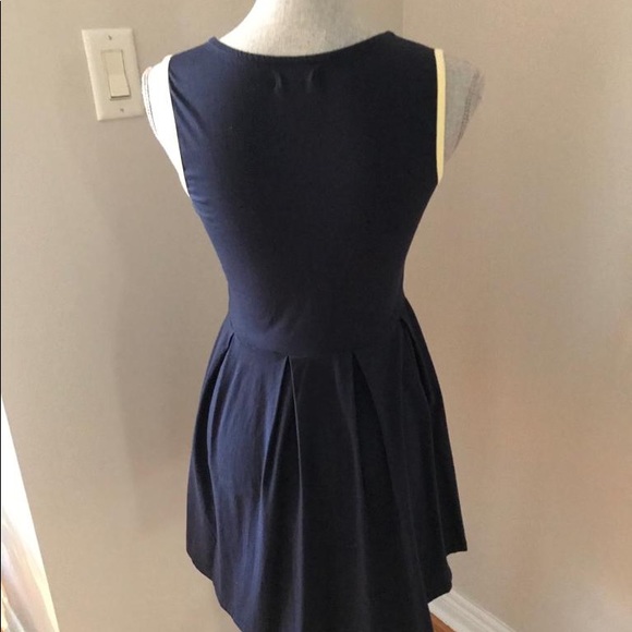 Kling Dress - Picture 3 of 9